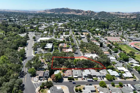 58 Cernon St, Vacaville, CA 95688 photo 8