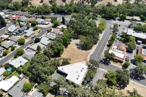 58 Cernon St, Vacaville, CA 95688 photo 13