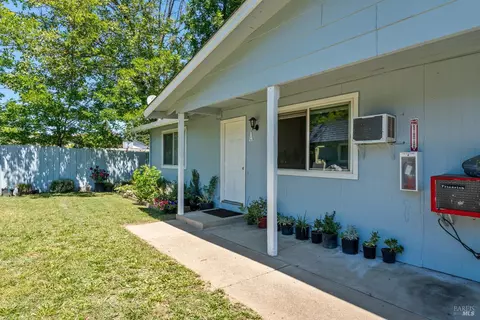 Exterior - 1155 S Dora St, Ukiah, CA 95482 photo 5 of 6