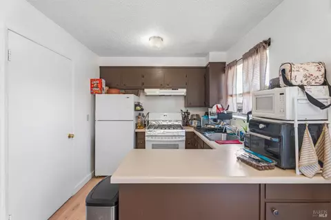Kitchen - 1155 S Dora St, Ukiah, CA 95482 photo 1 of 2