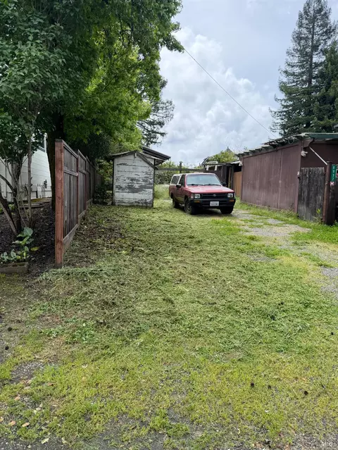 Exterior - 433 Brush St, Graton, CA 95444 photo 4 of 4