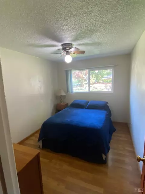 Bedroom - 1725 E Madrone Dr, Ukiah, CA 95482 photo 4 of 4