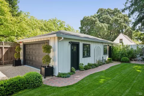 Exterior - 853 D St, Petaluma, CA 94952 photo 13 of 16