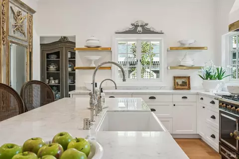 Kitchen - 853 D St, Petaluma, CA 94952 photo 3 of 9