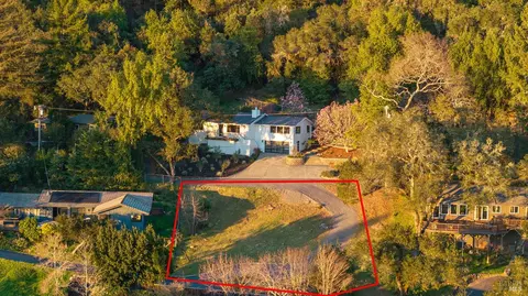 1624 Madrone Ave, Healdsburg, CA 95448
