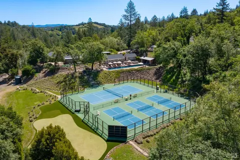 4500 Redwood Rd, Napa, CA 94558
