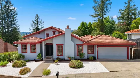 613 Rinaldo St, Santa Rosa, CA 95409