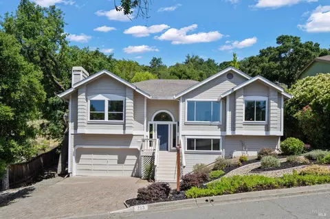 213 Deborah Ct, Novato, CA 94949