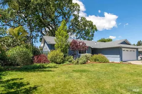 20 Westwood Dr, Novato, CA 94945