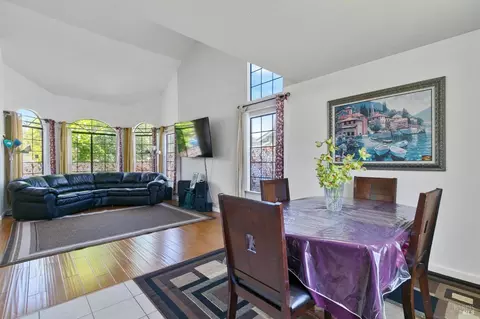 Dining - 112 Sea Mist Dr, Vallejo, CA 94591 photo 2 of 2