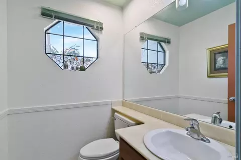 Bath - 112 Sea Mist Dr, Vallejo, CA 94591 photo 1 of 4
