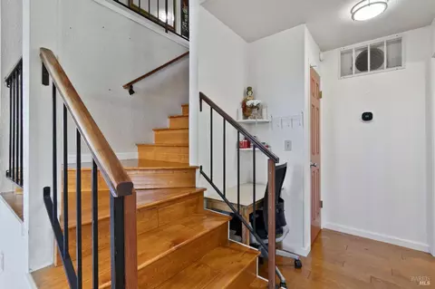 Entry Way - 112 Sea Mist Dr, Vallejo, CA 94591 photo 1 of 2