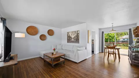 20 Bellevue Ave, Napa, CA 94558