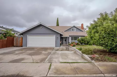 536 San Dimas St, Fairfield, CA 94533