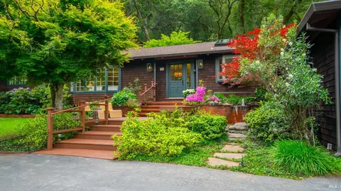 195 Canyon Rd, Fairfax, CA 94930