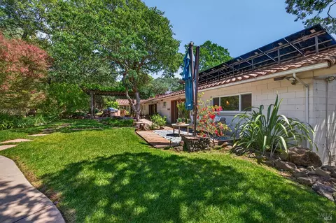 Exterior - 529 Michael Dr, Sonoma, CA 95476 photo 11 of 14