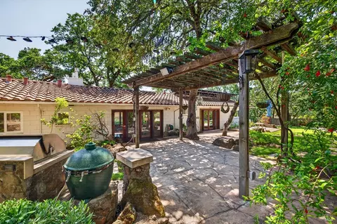 Exterior - 529 Michael Dr, Sonoma, CA 95476 photo 9 of 14