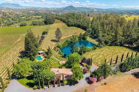 1633 Dry Creek Rd, Healdsburg, CA 95448
