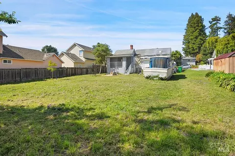 Exterior - 407 Pine St, Capitola, CA 95010 photo 4 of 12