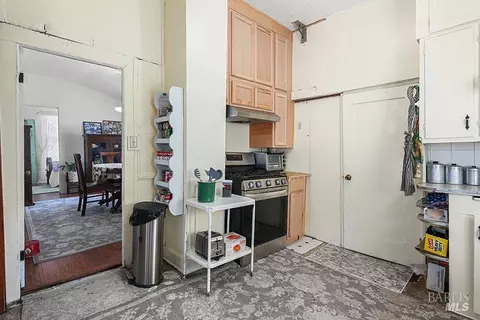 Kitchen - 407 Pine St, Capitola, CA 95010 photo 2 of 4