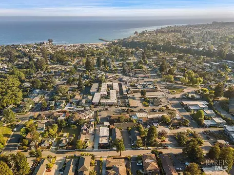 View/Area - 407 Pine St, Capitola, CA 95010 photo 7 of 8