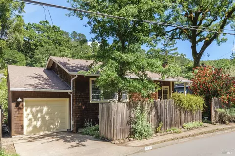 47 Porteous Ave, Fairfax, CA 94930