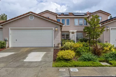 304 Columbia Cir, Benicia, CA 94510
