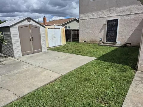 Exterior - 760 Normandy Ct, Fairfield, CA 94533 photo 1 of 2