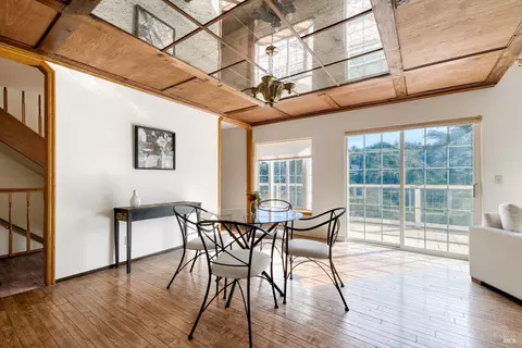 Dining - 320 Dolan Ave, Mill Valley, CA 94941 photo 1 of 4