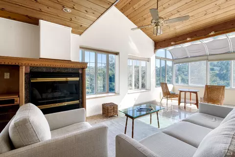Living - 320 Dolan Ave, Mill Valley, CA 94941 photo 2 of 5