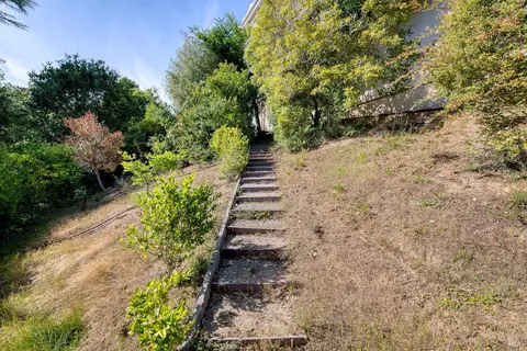 Exterior - 320 Dolan Ave, Mill Valley, CA 94941 photo 10 of 11