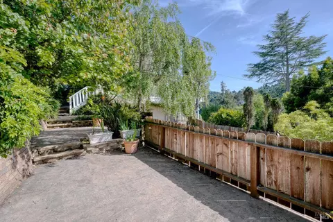 Exterior - 320 Dolan Ave, Mill Valley, CA 94941 photo 8 of 11