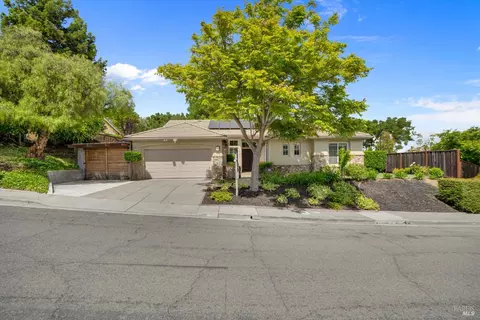 Exterior - 487 Gray Ct, Benicia, CA 94510 photo 10 of 10