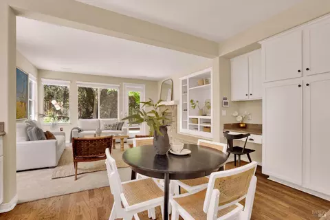 Dining - 487 Gray Ct, Benicia, CA 94510 photo 4 of 4