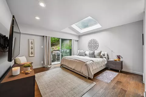 Bedroom - 7 Madera Ave, Ross, CA 94957 photo 1 of 4