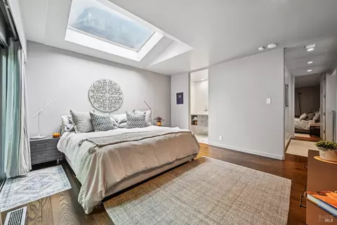 Bedroom - 7 Madera Ave, Ross, CA 94957 photo 2 of 4