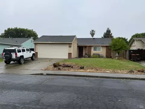 521 Thomas Cir, Suisun City, CA 94585