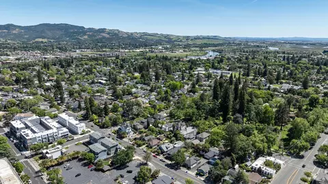 View/Area - 1720 3rd St, Napa, CA 94559 photo 5 of 5