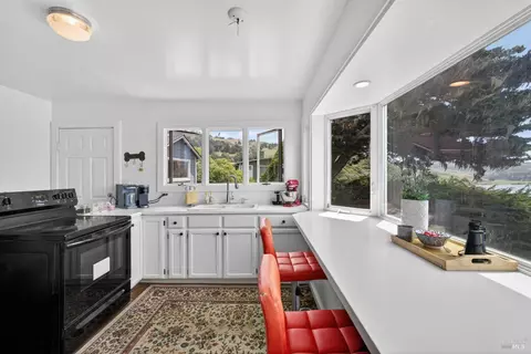 Kitchen - 10591 Pacific Ave, Jenner, CA 95450 photo 2 of 5
