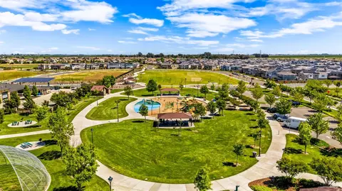 View/Area - 600 Blake Rd, Vacaville, CA 95687 photo 4 of 8