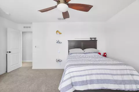 Bedroom - 600 Blake Rd, Vacaville, CA 95687 photo 4 of 12