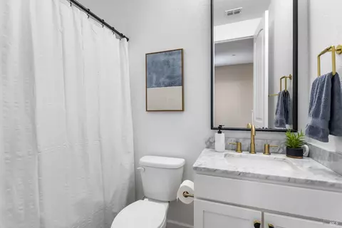Bath - 600 Blake Rd, Vacaville, CA 95687 photo 1 of 6