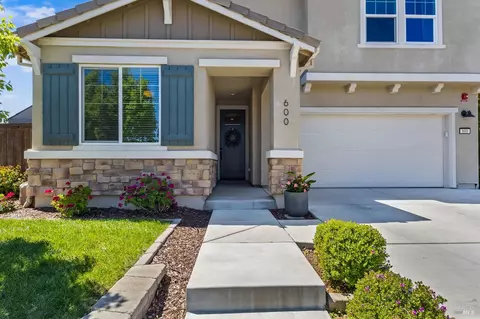 Exterior - 600 Blake Rd, Vacaville, CA 95687 photo 3 of 10