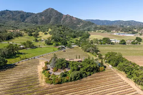 100 Lafranchi Rd, Hopland, CA 95449