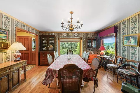 Dining - 5143 Dry Creek Rd, Healdsburg, CA 95448 photo 3 of 3
