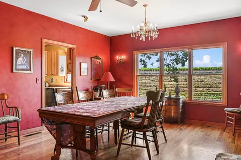 Dining - 5143 Dry Creek Rd, Healdsburg, CA 95448 photo 1 of 3