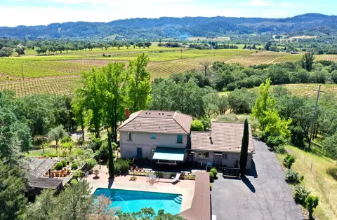 View/Area - 5143 Dry Creek Rd, Healdsburg, CA 95448 photo 3 of 9