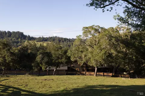 Exterior - 17400 Taylor Ln, Occidental, CA 95465 photo 13 of 17