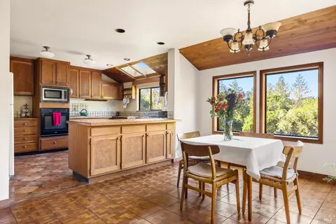 Dining - 17400 Taylor Ln, Occidental, CA 95465 photo 3 of 3