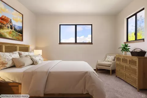 Bedroom - 17400 Taylor Ln, Occidental, CA 95465 photo 5 of 8